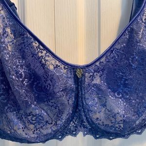 Lace Underwire Bra in Deep Blue